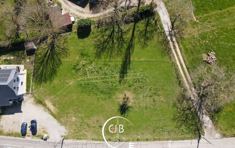 Planaise – Terrain constructible de 473 m² viabilisé - photo 8