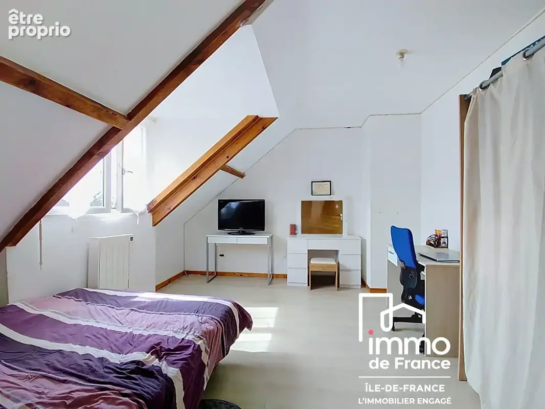 Maison 7 pièces 150m² à vendre - BAILLEAU LE PIN - photo 12