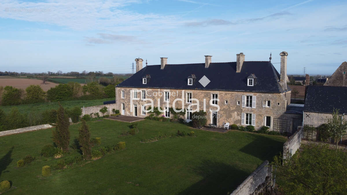 Maison à ISIGNY-SUR-MER