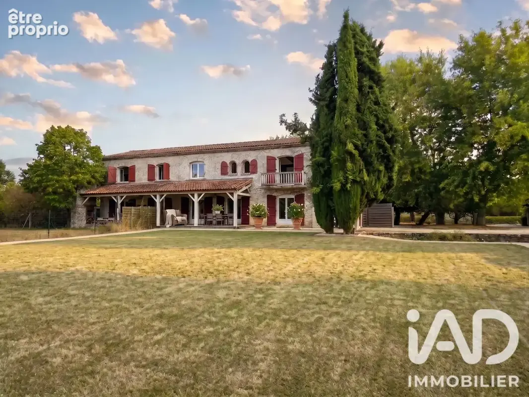 Photo 1 - Maison à JARNAC