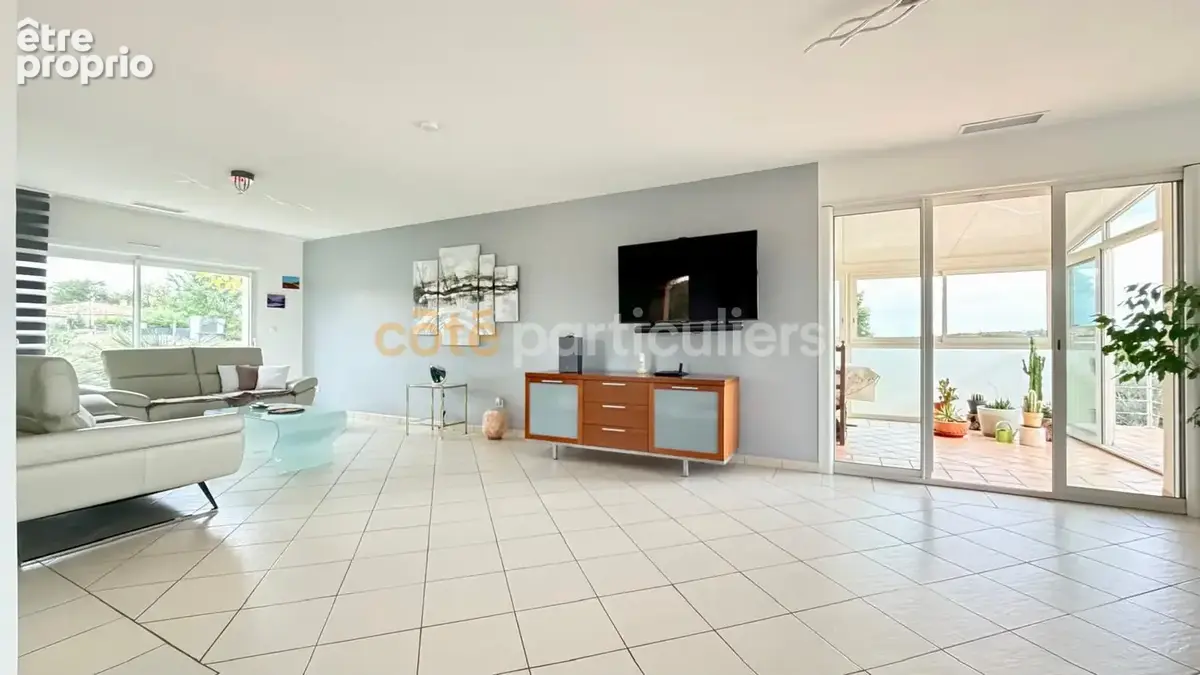 Maison  6 pièce(s) 158 m2 15 minutes Montauban La Salvetat Belmontet - photo 2