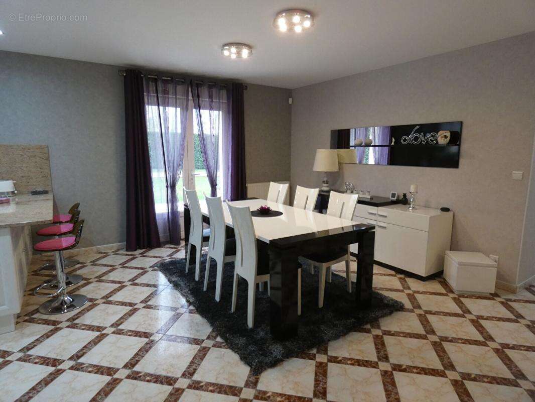 Maison à VERNOUILLET