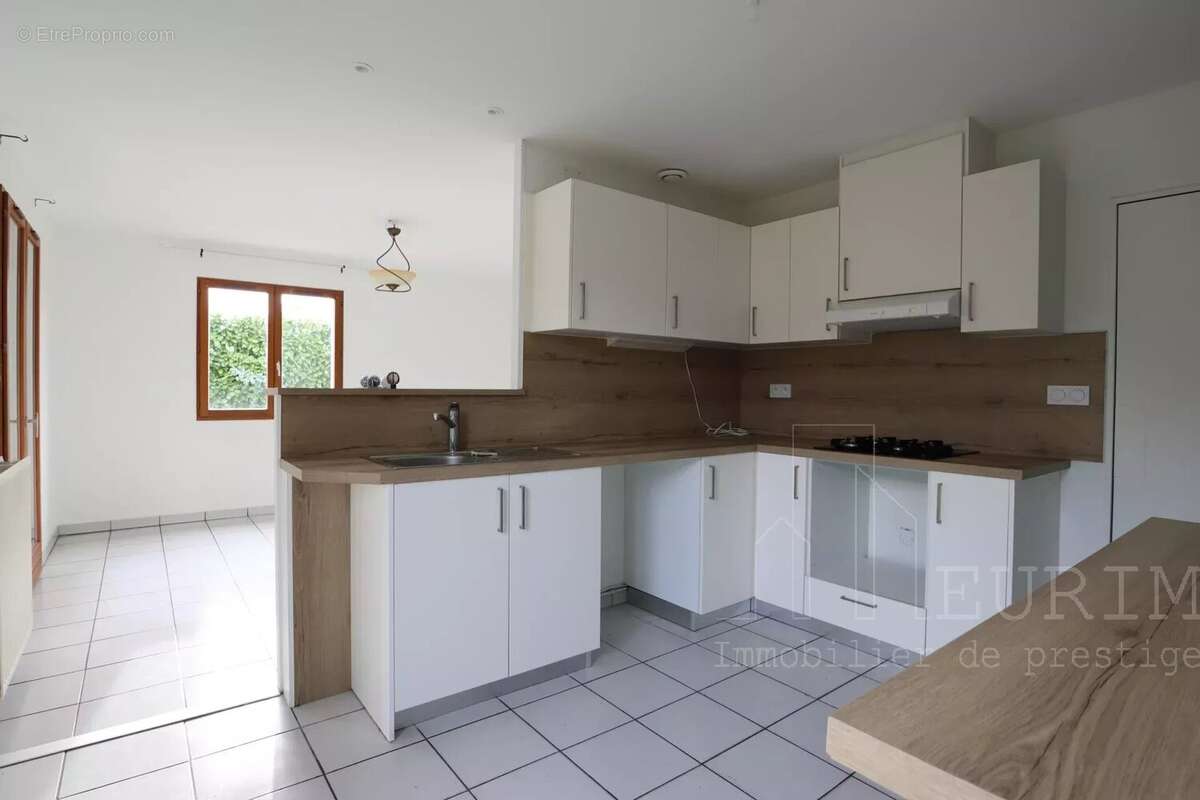 Maison à SAINT-ORENS-DE-GAMEVILLE