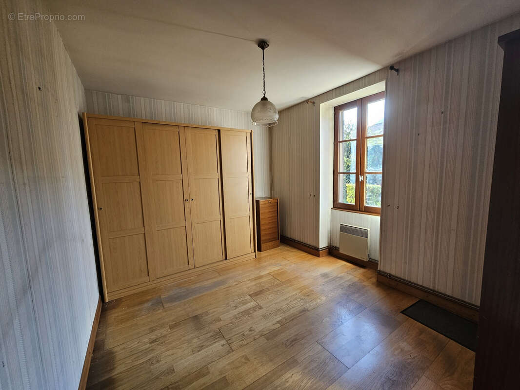 Maison à VERDUN-SUR-LE-DOUBS