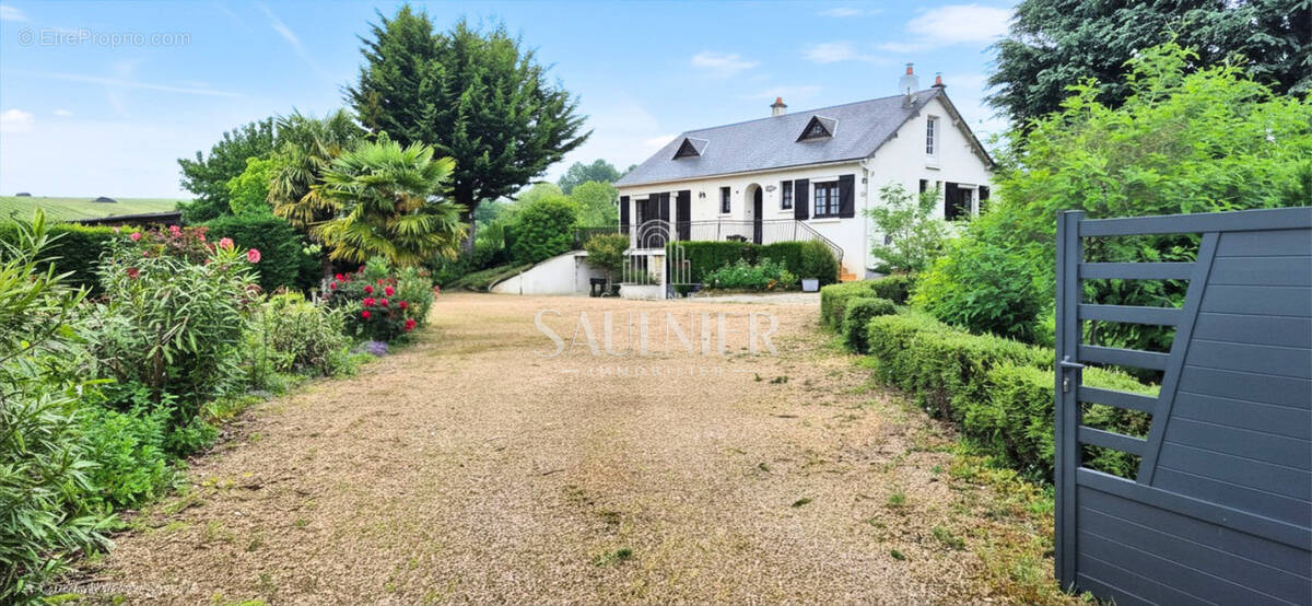 Maison à LA CROIX-EN-TOURAINE