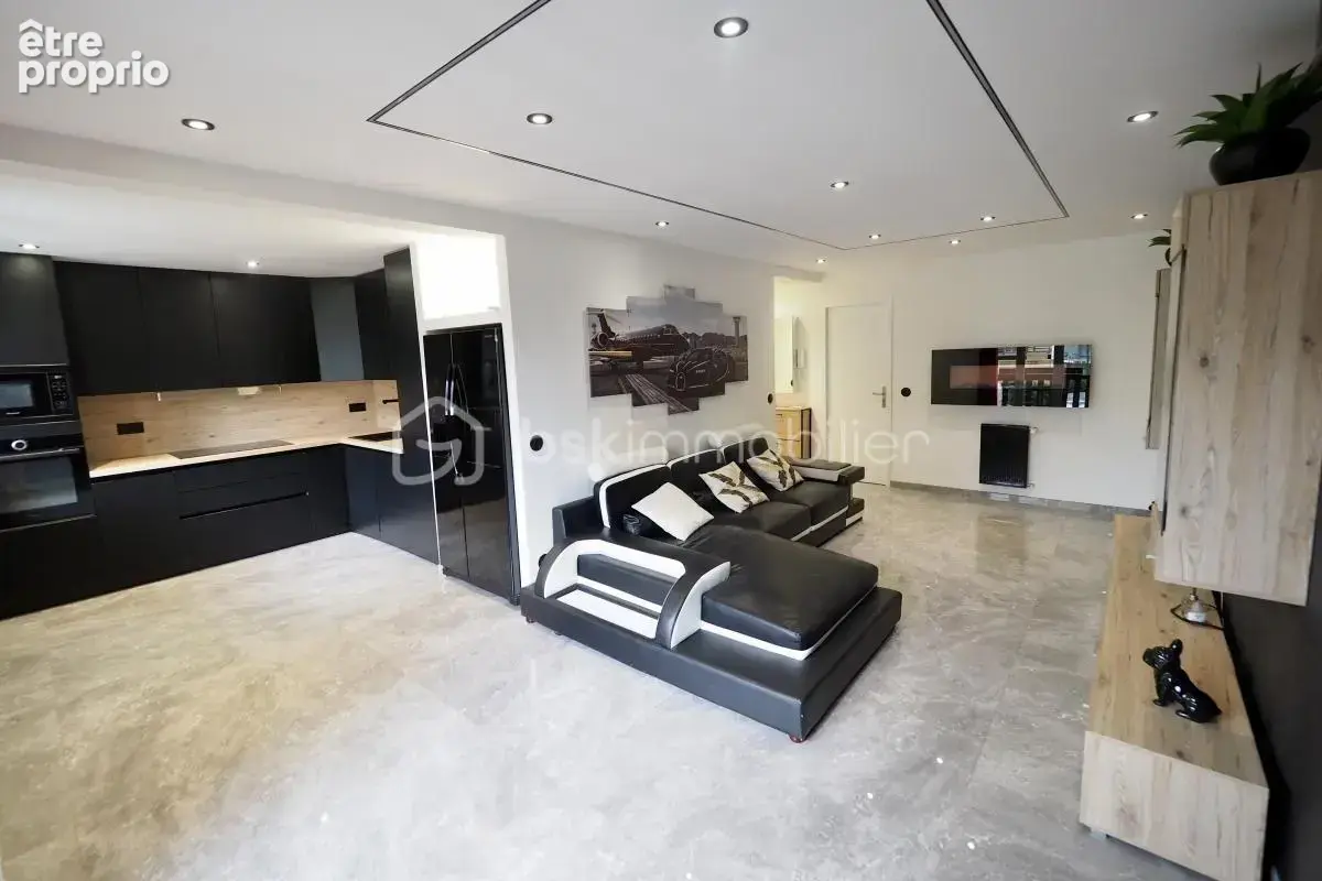 Appartement à VIVIERS-DU-LAC