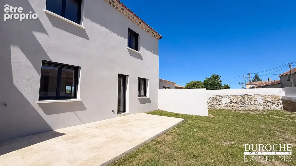 Maison à CAMARET-SUR-AIGUES