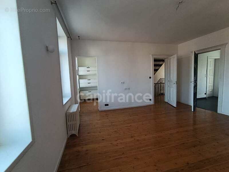 Maison à PONT-A-VENDIN