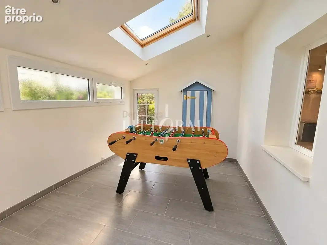 Maison familiale avec piscine intérieure à quelques minutes de la plage - photo 10