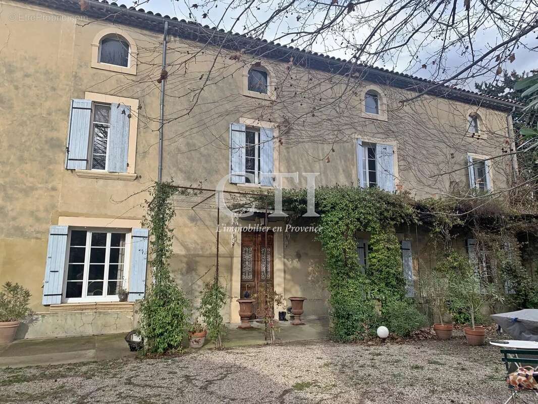 Maison à VAISON-LA-ROMAINE