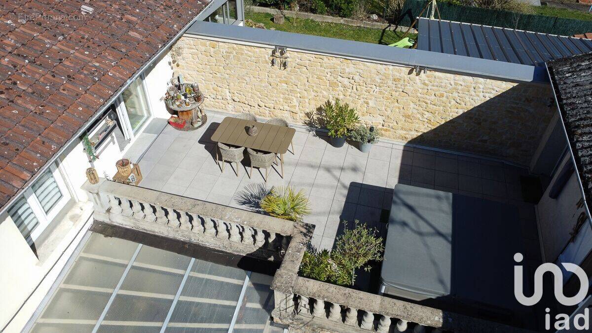 Photo 1 - Appartement à ENNERY