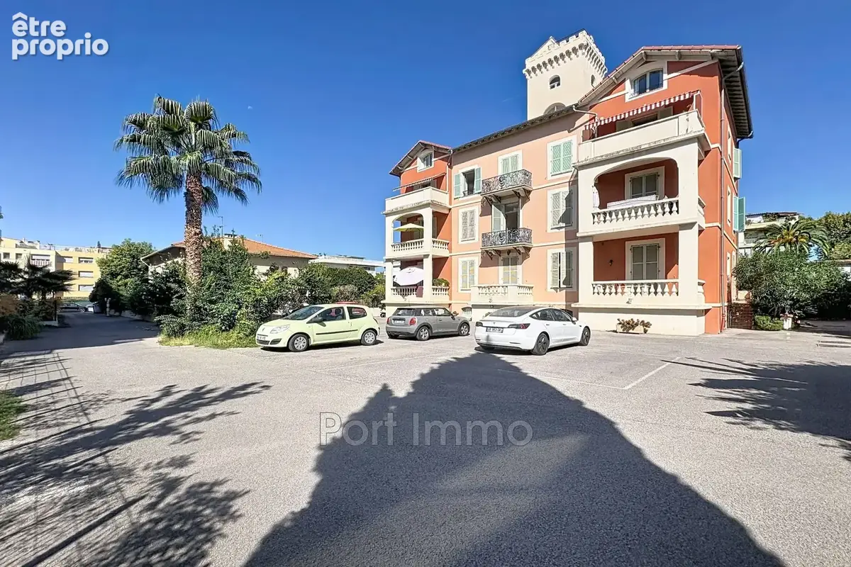 Appartement à CAGNES-SUR-MER