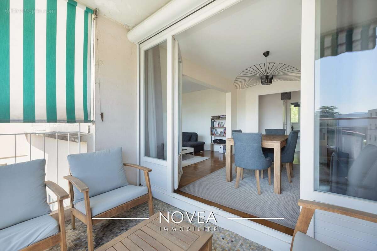 Appartement à TASSIN-LA-DEMI-LUNE