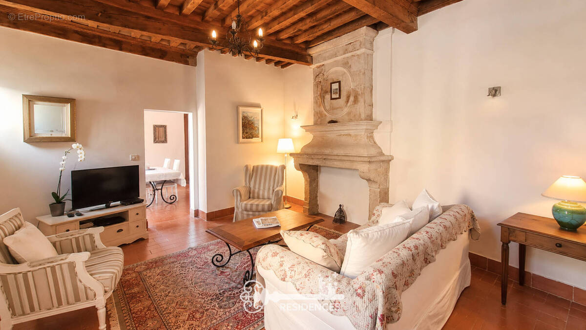 Appartement à UZES