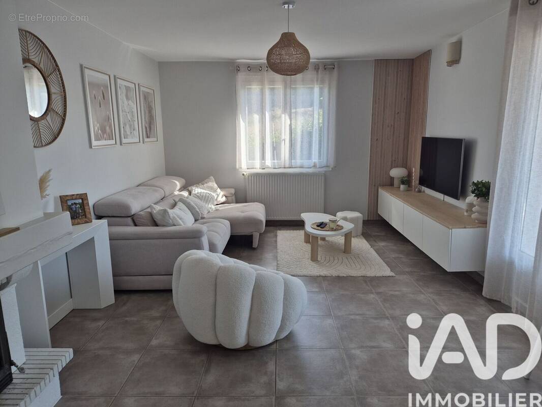 Photo 1 - Maison à CHATONNAY