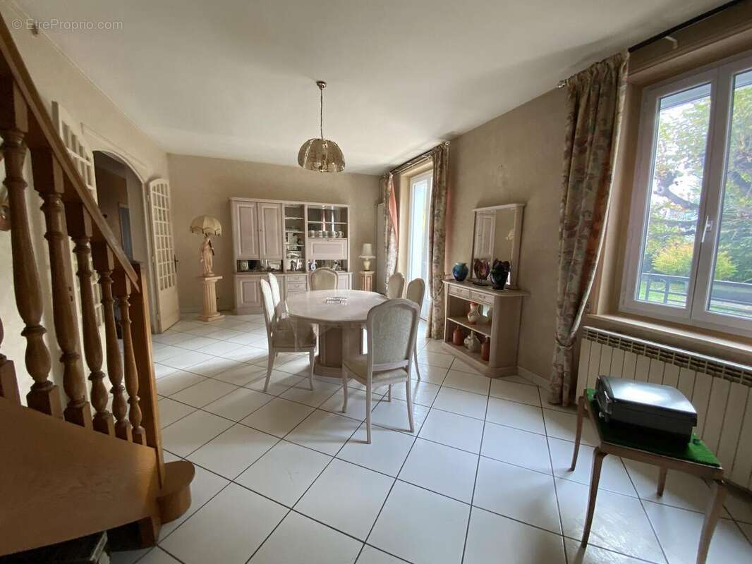 Photo 7 - Maison à JASSANS-RIOTTIER