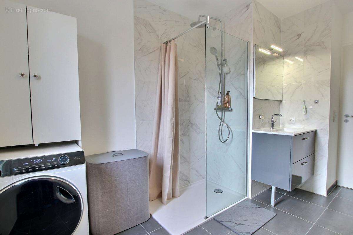 Appartement à BOIS-COLOMBES