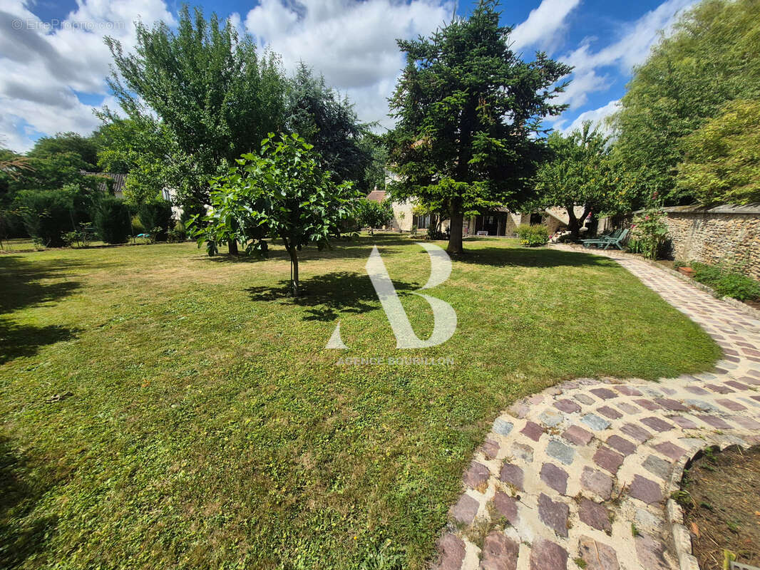 Maison à FONTENAILLES