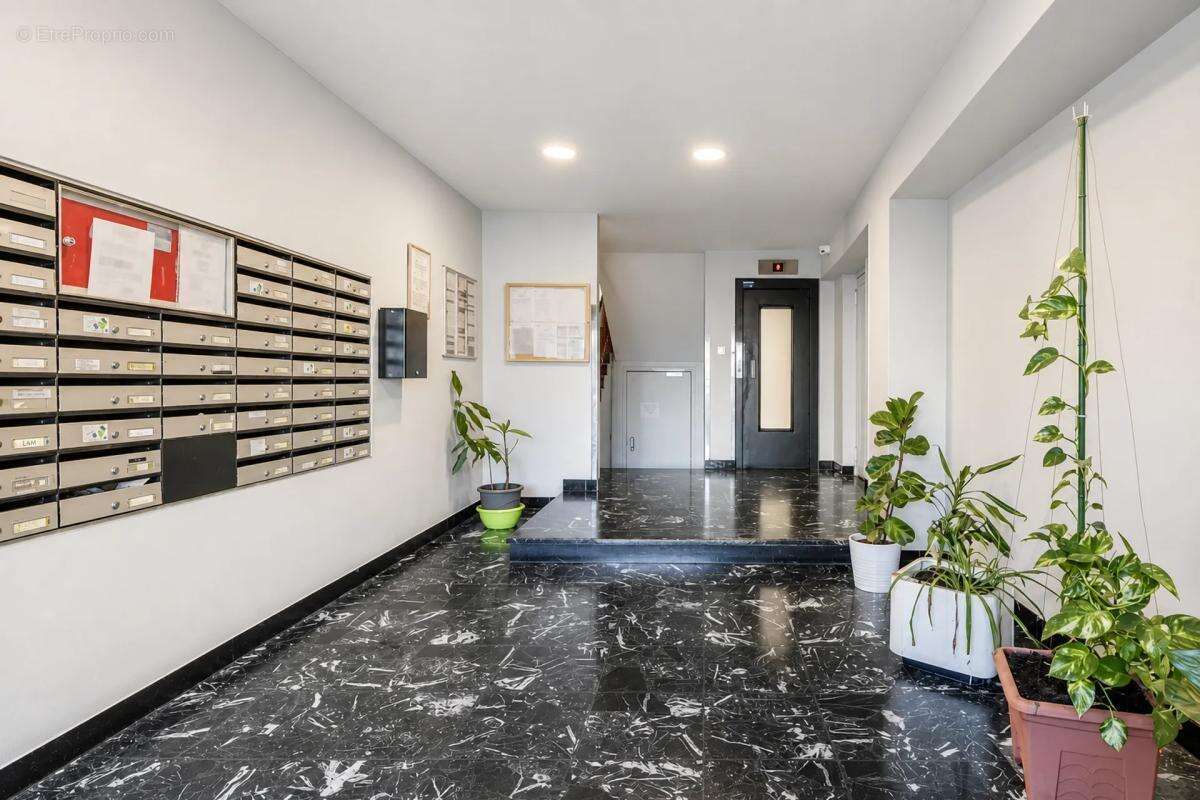 Spacieux 4 pièces de 66 m² à Thiais - photo 10