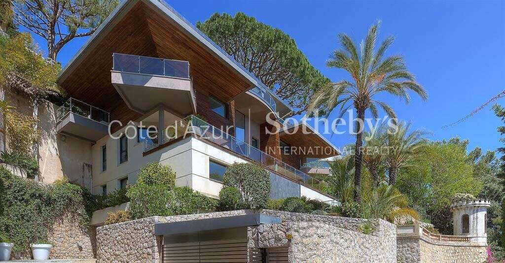 Maison à ROQUEBRUNE-CAP-MARTIN