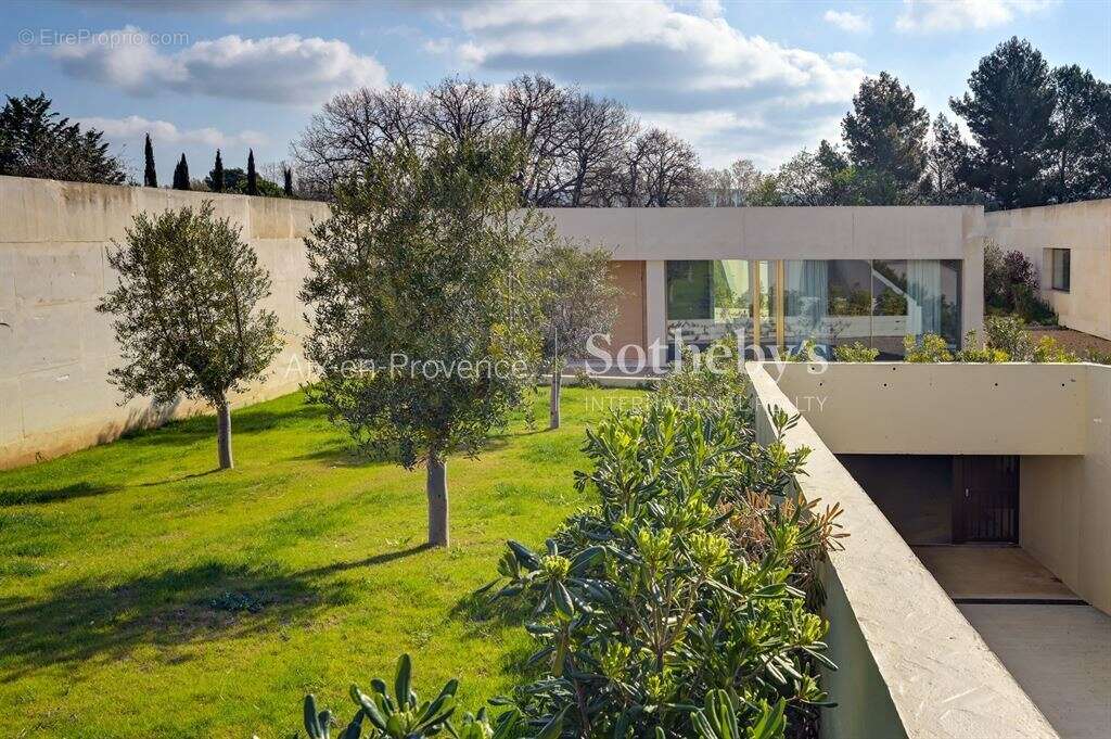 Maison à AIX-EN-PROVENCE