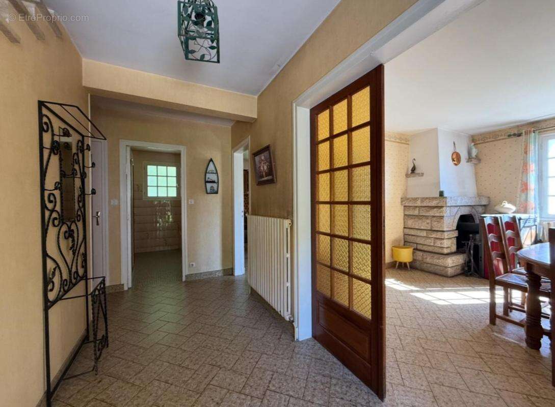 Maison à PLUHERLIN
