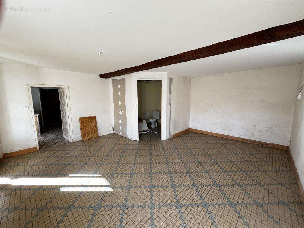 Maison à SAINT-CHRISTOPHE-LE-JAJOLET