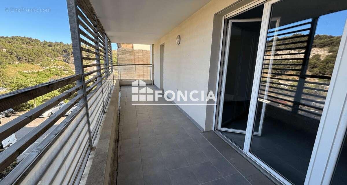 13240 Septèmes les Vallons Appartement de type 3 - photo 6