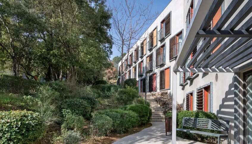INVESTISSEMENT LOCATIF  Biot  Résidence étudiante Le Magister - 4,58 % de rentabilité - photo 12