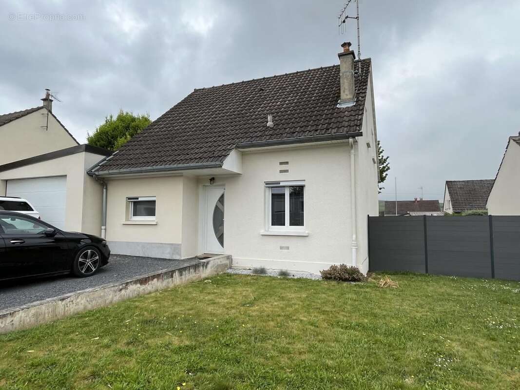 Maison à DAMERY