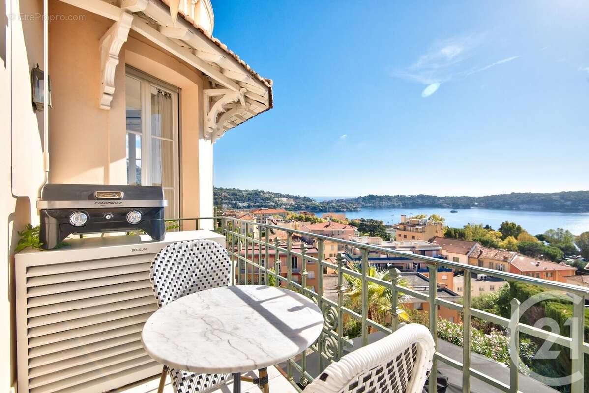 Appartement à VILLEFRANCHE-SUR-MER