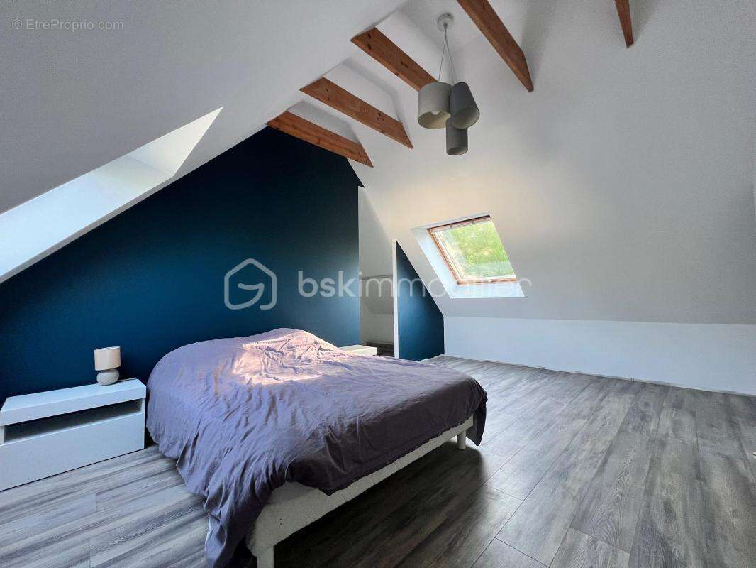 Maison à SAINT-SEGAL