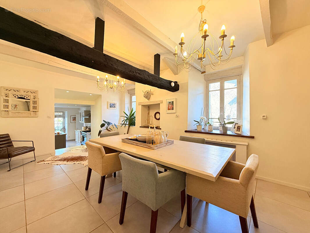 Maison à SAINT-JUST