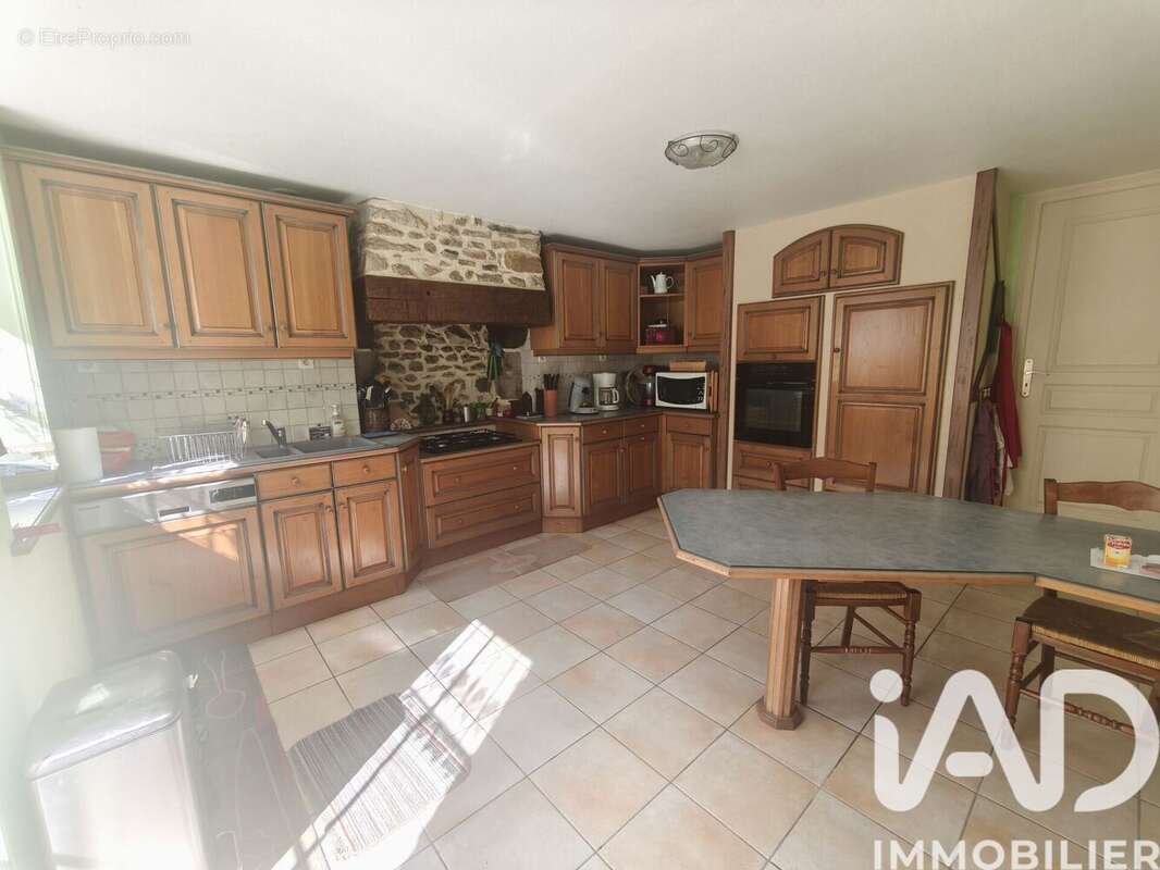 Photo 3 - Maison à VILLAINES-LA-JUHEL