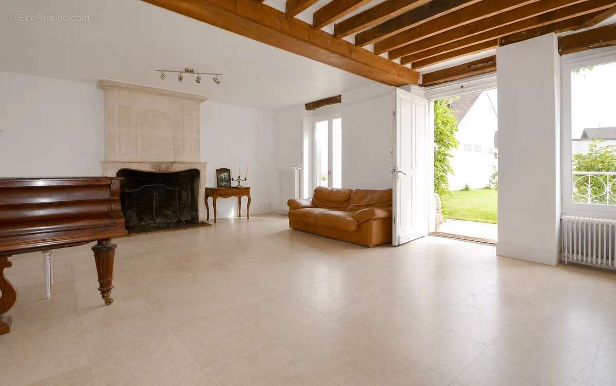 Maison à CROISSY-SUR-SEINE