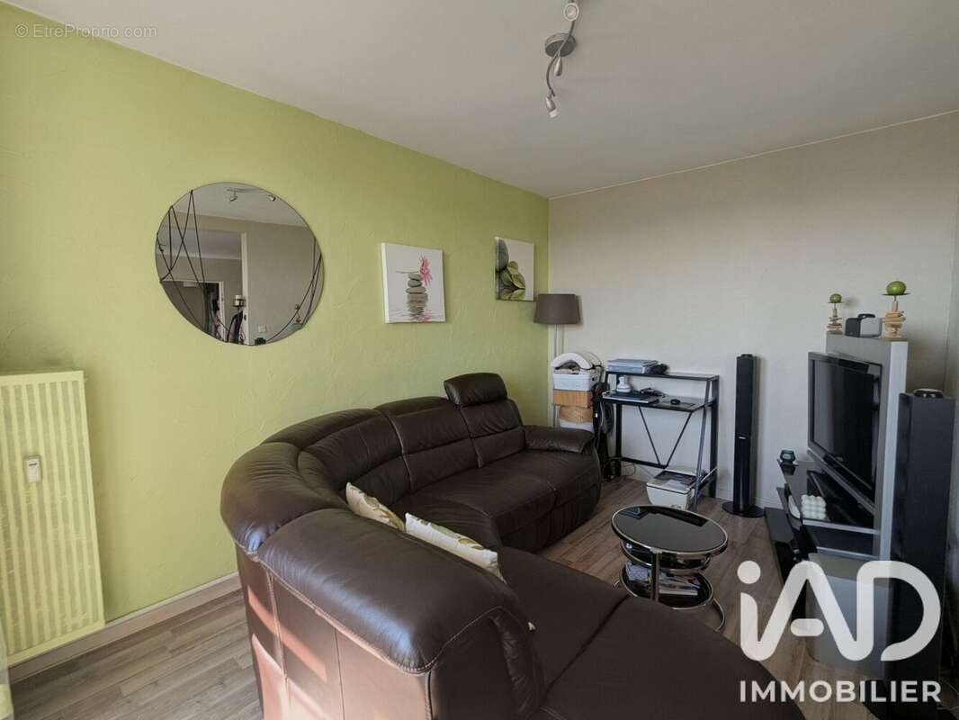 Appartement 60 m² à Villars  - photo 5