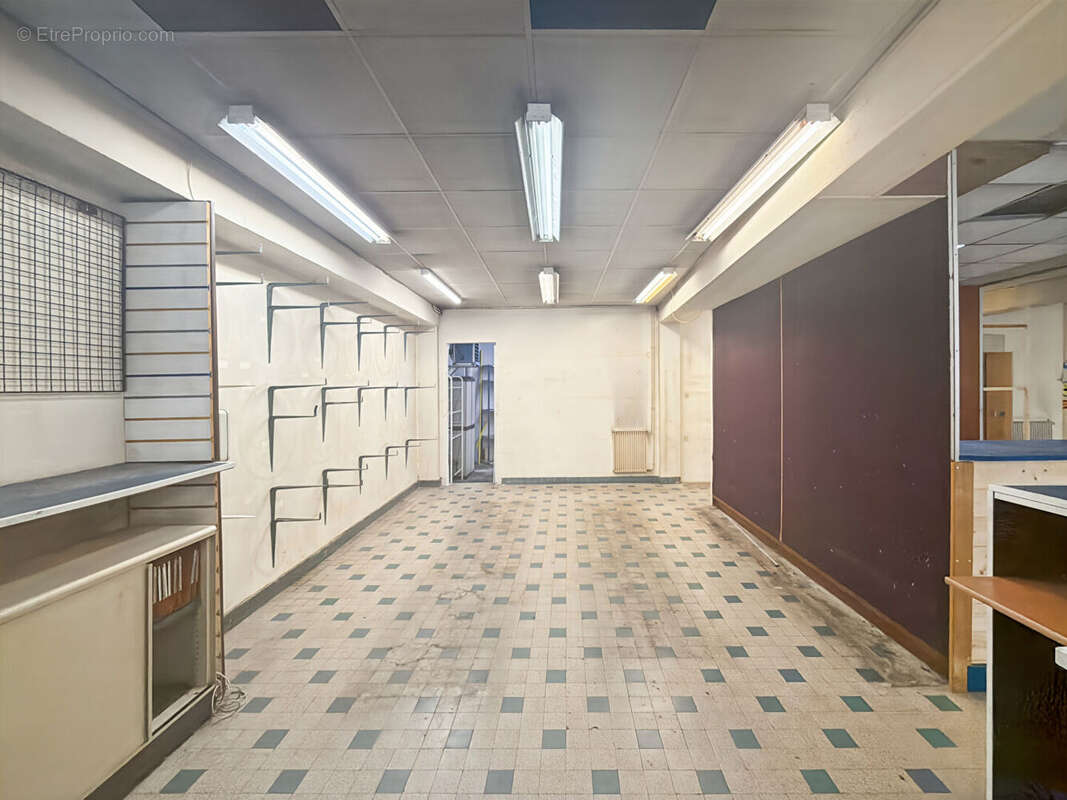 Local commercial Libourne 520 m2 - photo 4