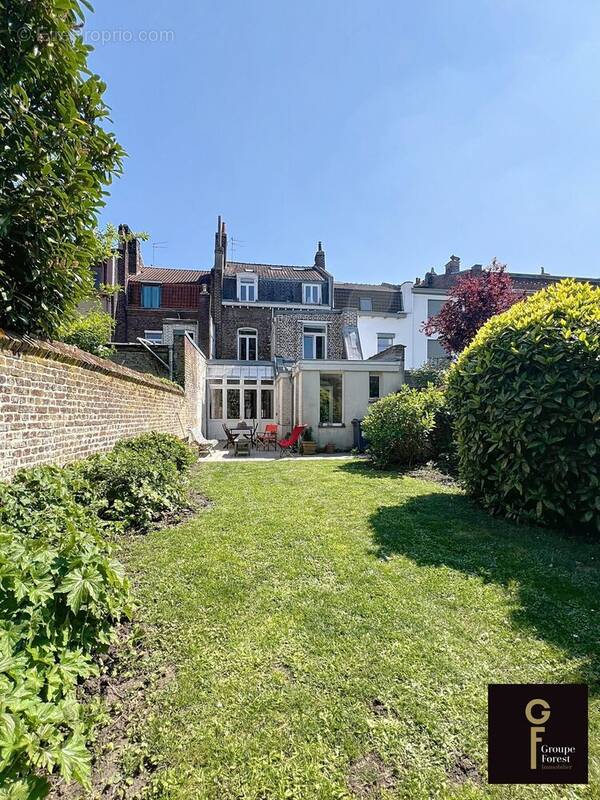 Maison à LA MADELEINE