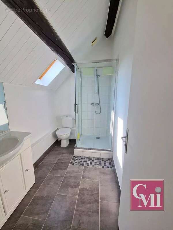 Charmante maison de ville avec cour privée - 2 chambres - pr - photo 5