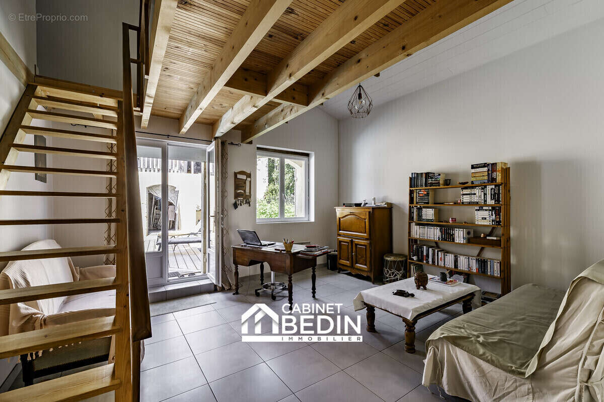 Maison à REIGNAC
