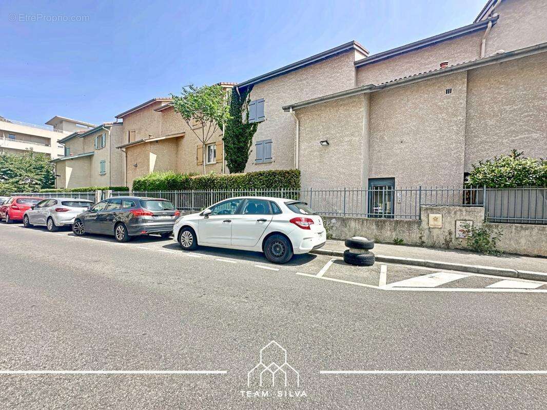 Appartement à LYON-8E