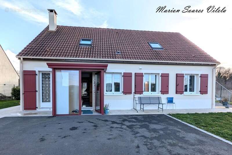 Maison à CHAUMES-EN-BRIE
