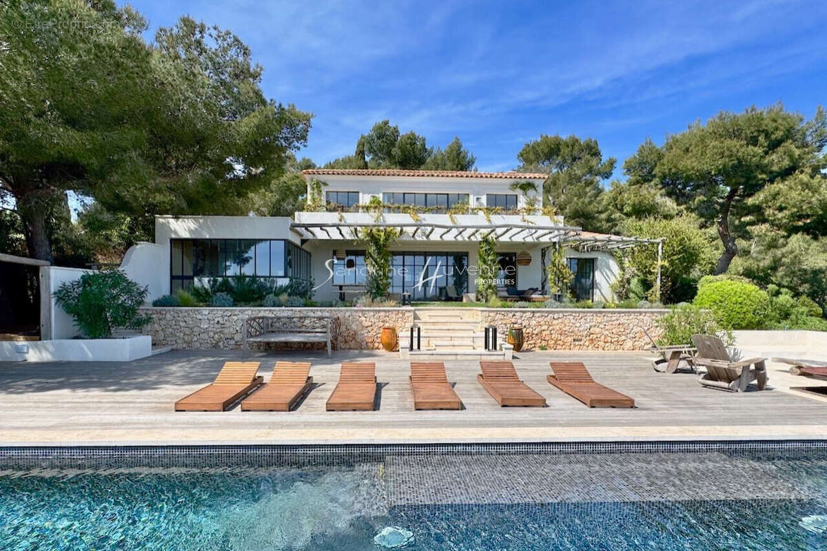 Maison à CAVALAIRE-SUR-MER