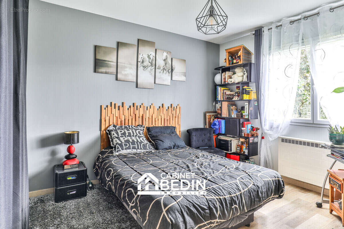 Maison 159 m² à Lugos  - photo 4