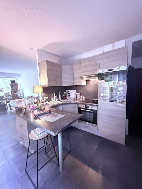 Appartement à FONTENAY-LE-FLEURY