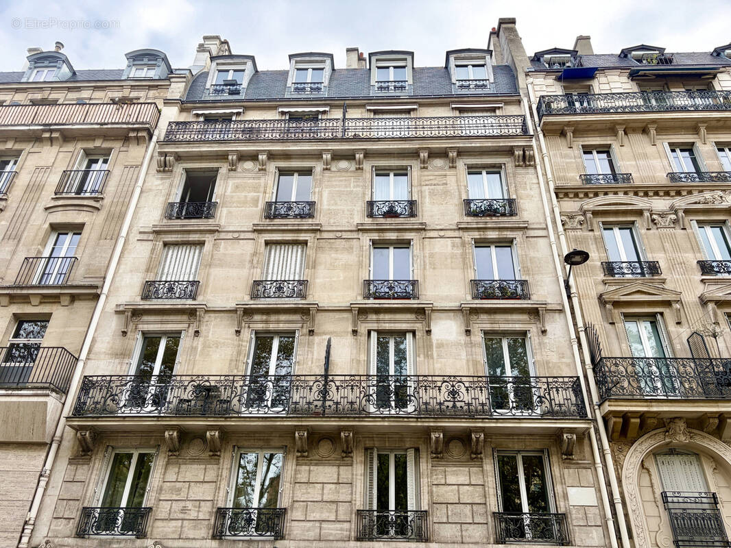 Appartement à PARIS-11E