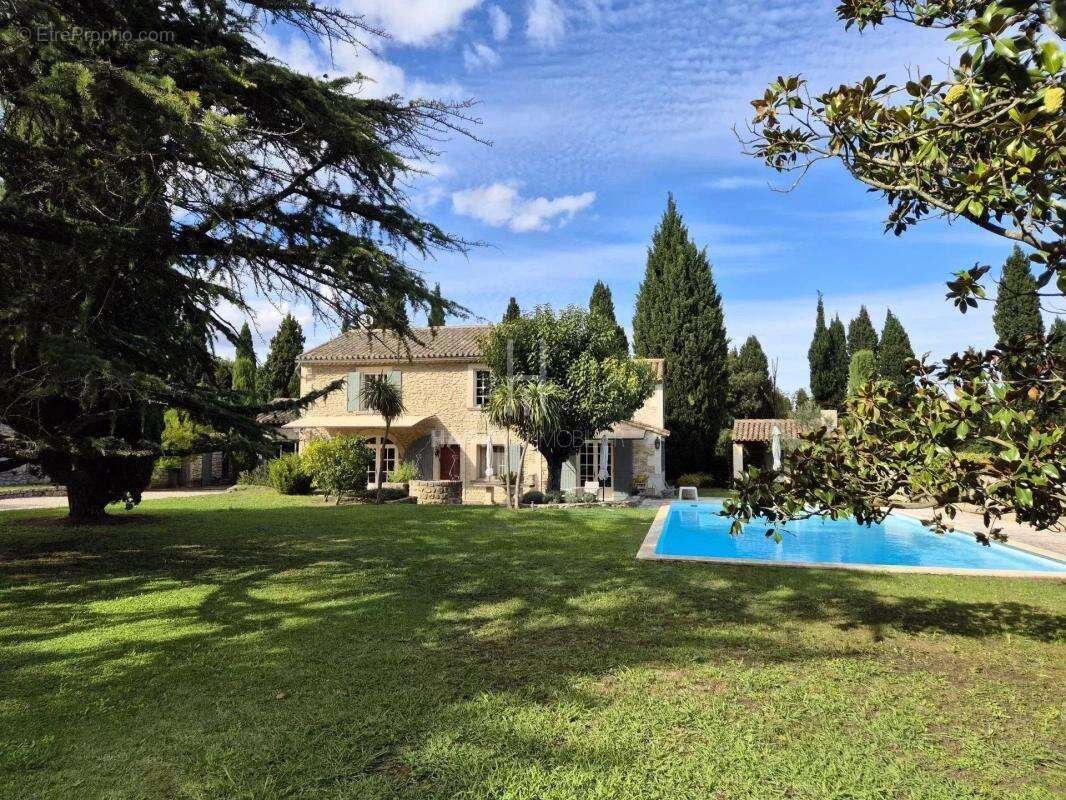 Maison à SAINT-REMY-DE-PROVENCE