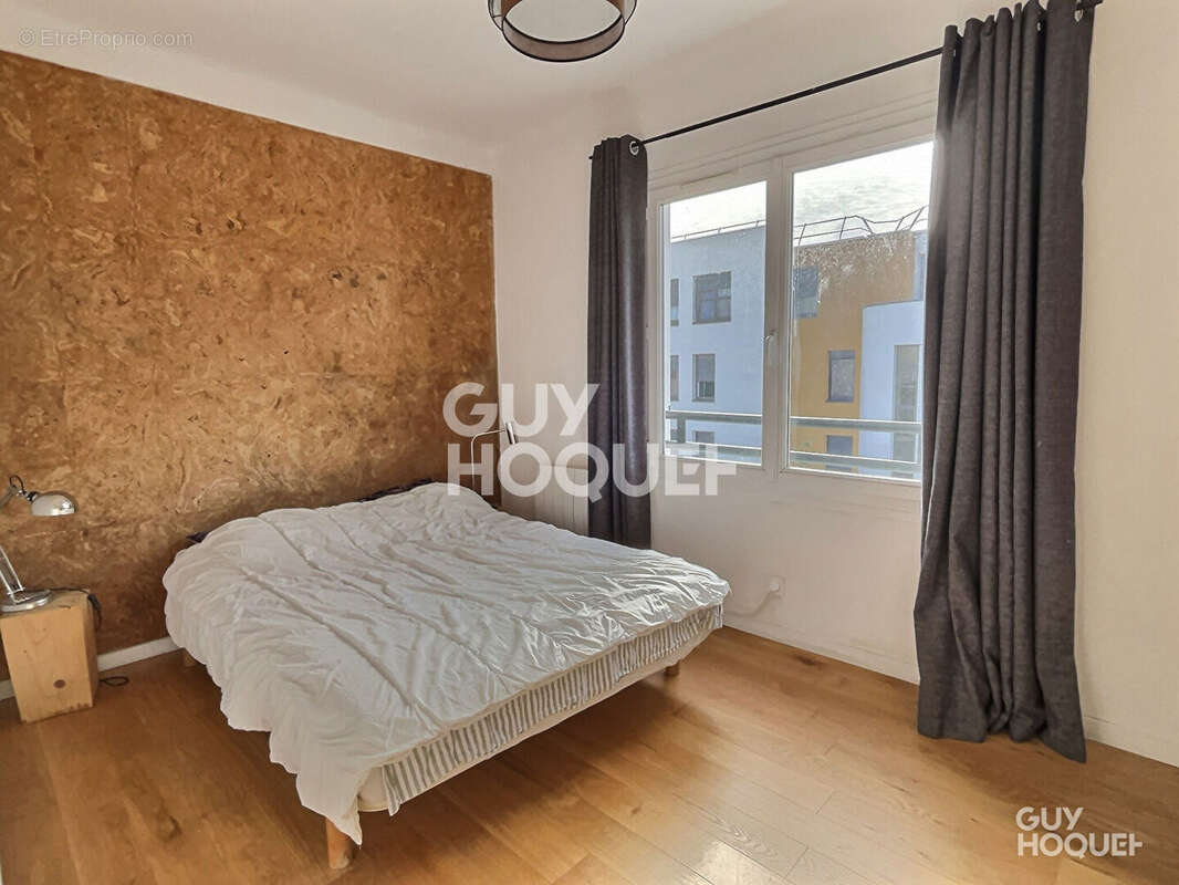 Appartement à L&#039;ILE-SAINT-DENIS