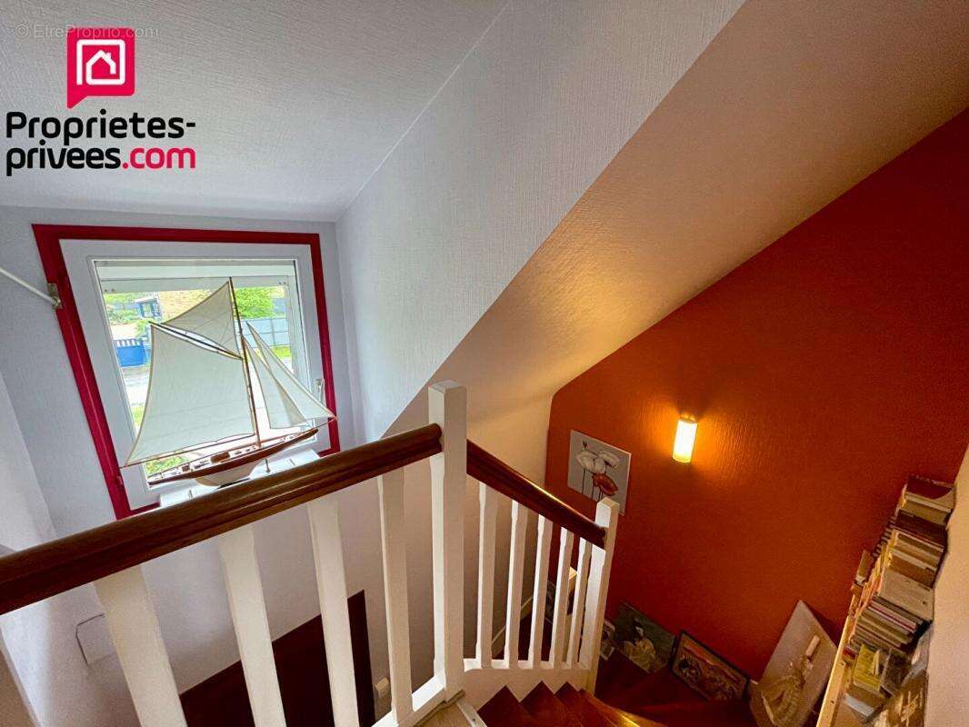 Maison à LA CHAPELLE-CARO