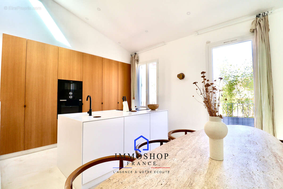 Maison à MARSEILLE-6E